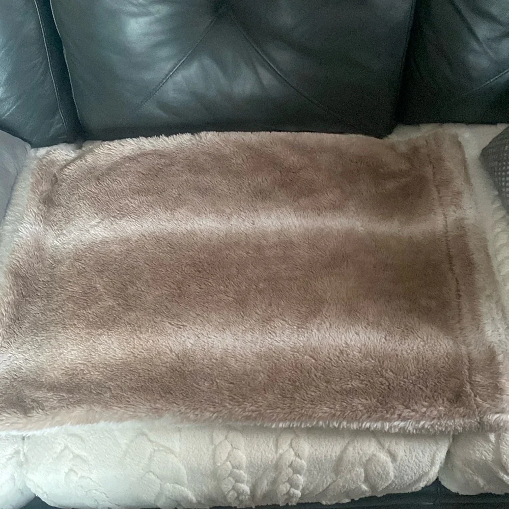 A cozy regular size Threshold pillowcase